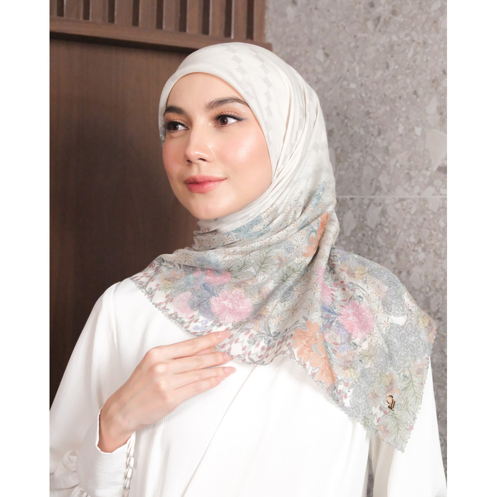 ผ้าพันคอ Muda Official Araya - กระดูก