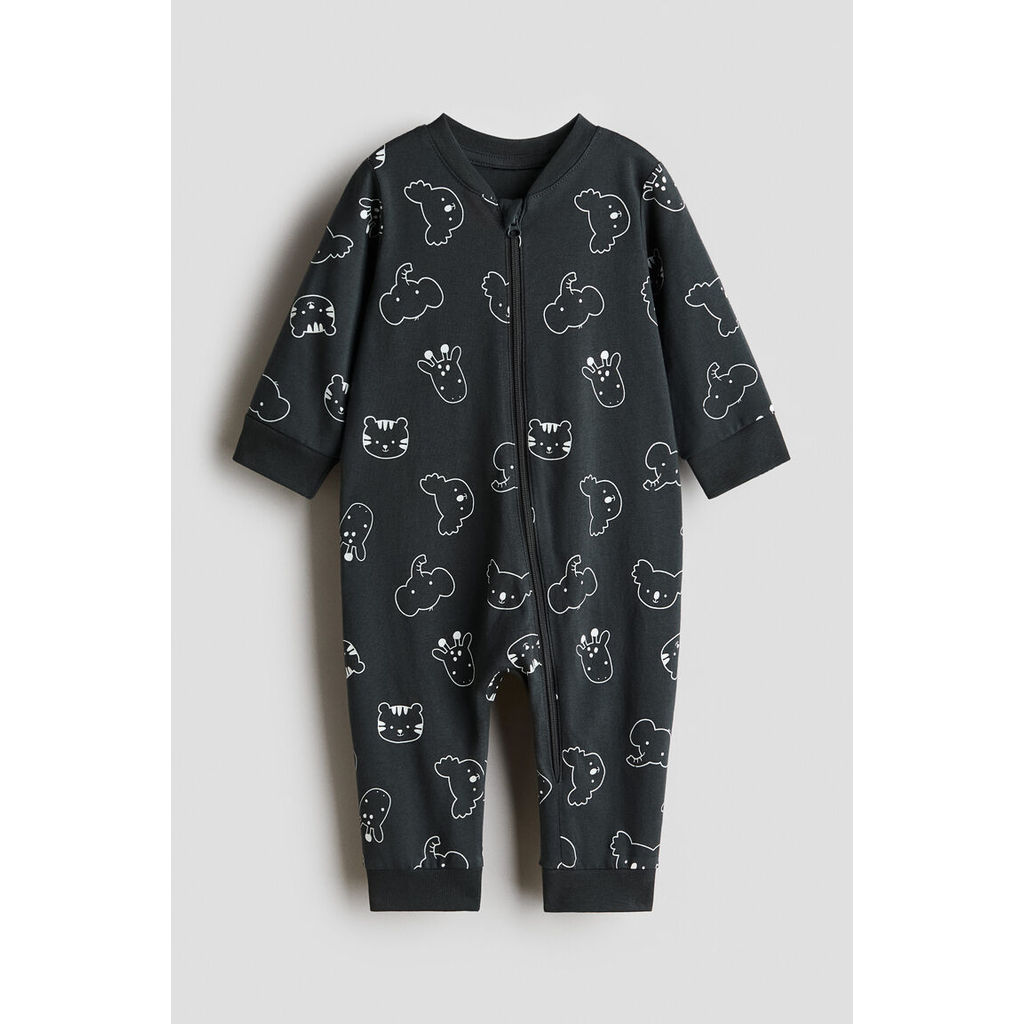 H&M(เอชแอนด์เอ็ม) ชุดนอนลายพิมพ์ Infants Patterned sleepsuit 1238371_10