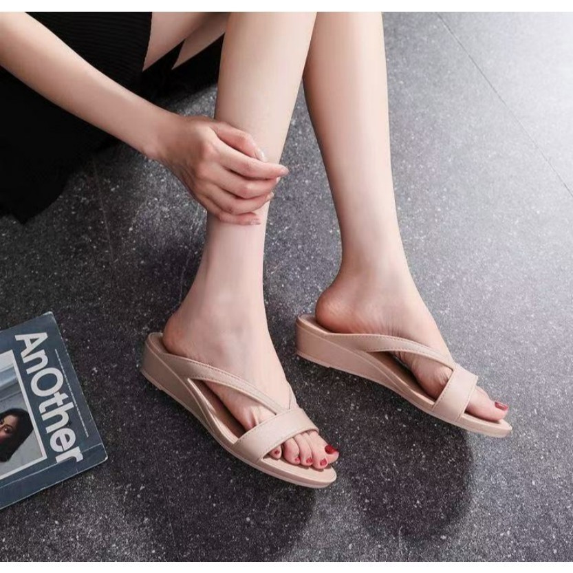 รองเท้าผู้หญิงส้นเตี้ย สวมใส่สบาย แนวแบบแฟชั่นใส่แล้วสวยและหรูหรา กันลื่น สวมใส่สบายมีให้เลือก 3 สี พร้อมส่ง BB034 - รูปที่ 5