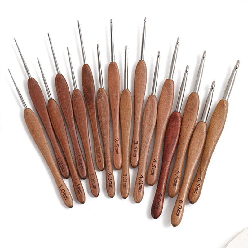 Blood sandalwood handle stainless steel crochet hook, fine hook head, needle, yarn, doll weaving too