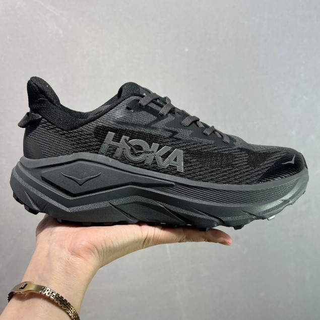 Hoka Challenger ATR 8 รองเท้าวิ่งด้านบน 5T2Z