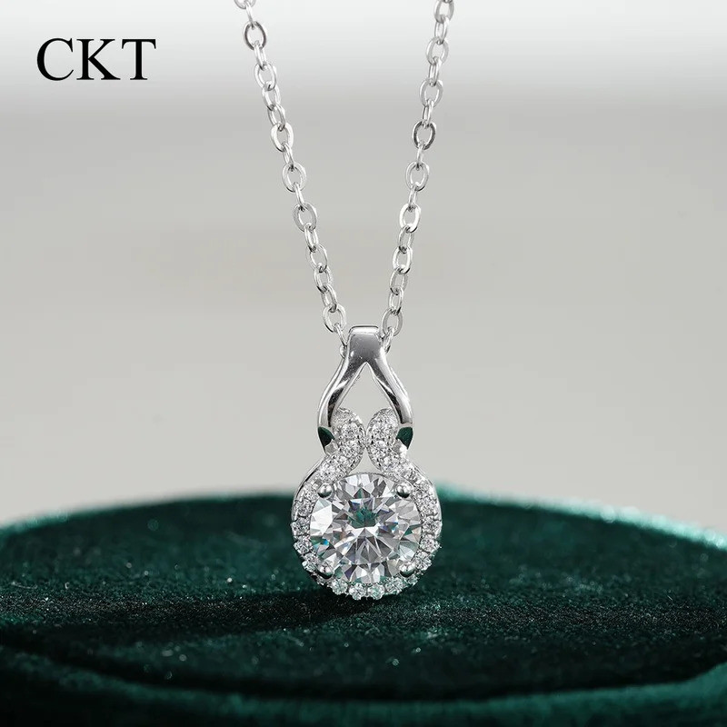 CKT จริง 18k ทองคําขาว 1ct D สี Moissanite เพชรสร้อยคอจี้สําหรับผู้หญิง Platinum Pt950 คลาสสิก Gourd