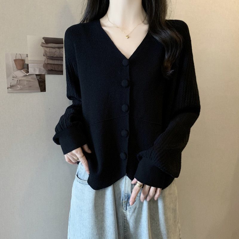 เสื้อสเวตเตอร์ถักบางอ้วนดูคอปกด้านบน Taizheng ออกแบบเสื้อกันหนาวไหล่แฟชั่นสีดํา v ฤดูใบไม้ร่วงเสื้อถ