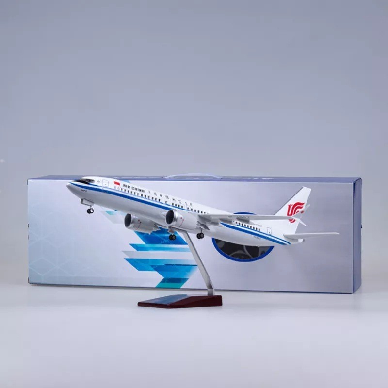 Boyin B737MAX8 International Airlines 47CM จําลองในประเทศ Civil Airliner เครื่องบินรุ่น