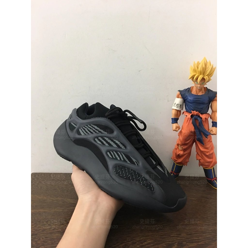 Yeezy Black 700v3 Heterosex