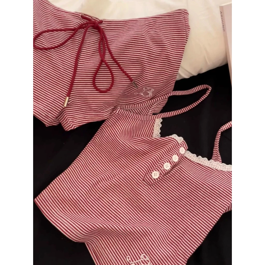 ส่งไวจากไทย🧸ชุดนอนเกาหลี 2 ชิ้น ชุดเซ็ตสายเดี่ยวลายทาง ใส่สบายไม่ร้อน ใส่เป็นชุดนอนหรือใส่อยู่บ้านก็น่ารัก