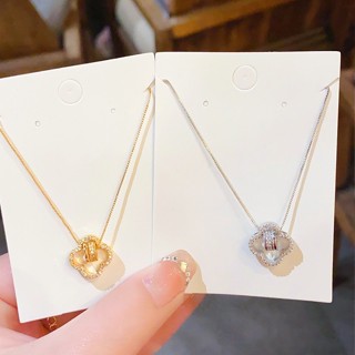 สร้อยคอโคลเวอร์ 4 แฉก ดีไซน์ทรงโค้ง ประดับเพชรเซอร์โคเนีย แฟ…