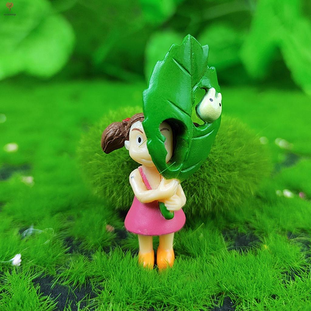 เดสก์ท็อปปลอม Totoro Mei ตุ๊กตา Holding Leaf Totoro Mei ตุ๊กตาสําหรับห้องนั่งเล่นชั้นวางหนังสือ Wall