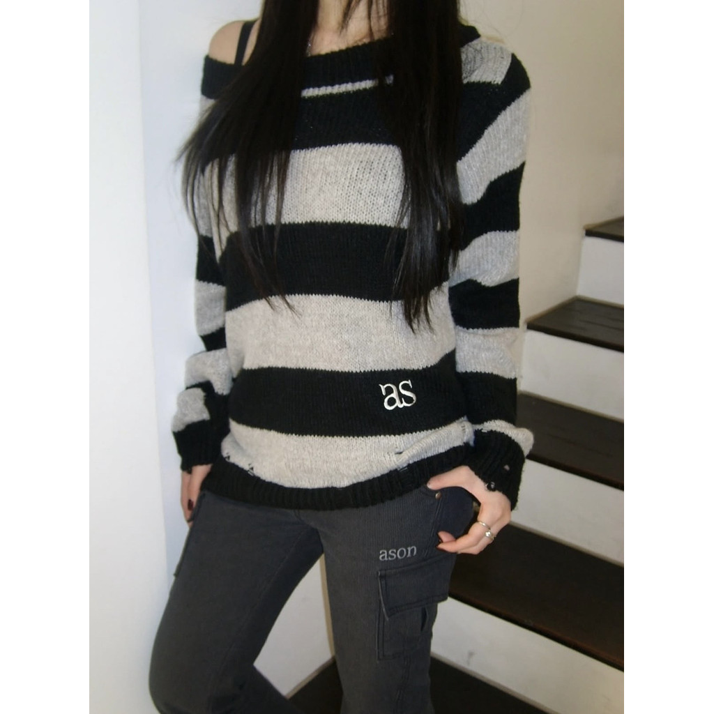 [SR-STUDIO] เสื้อไหมพรมแขนยาว Hollow Hole Design