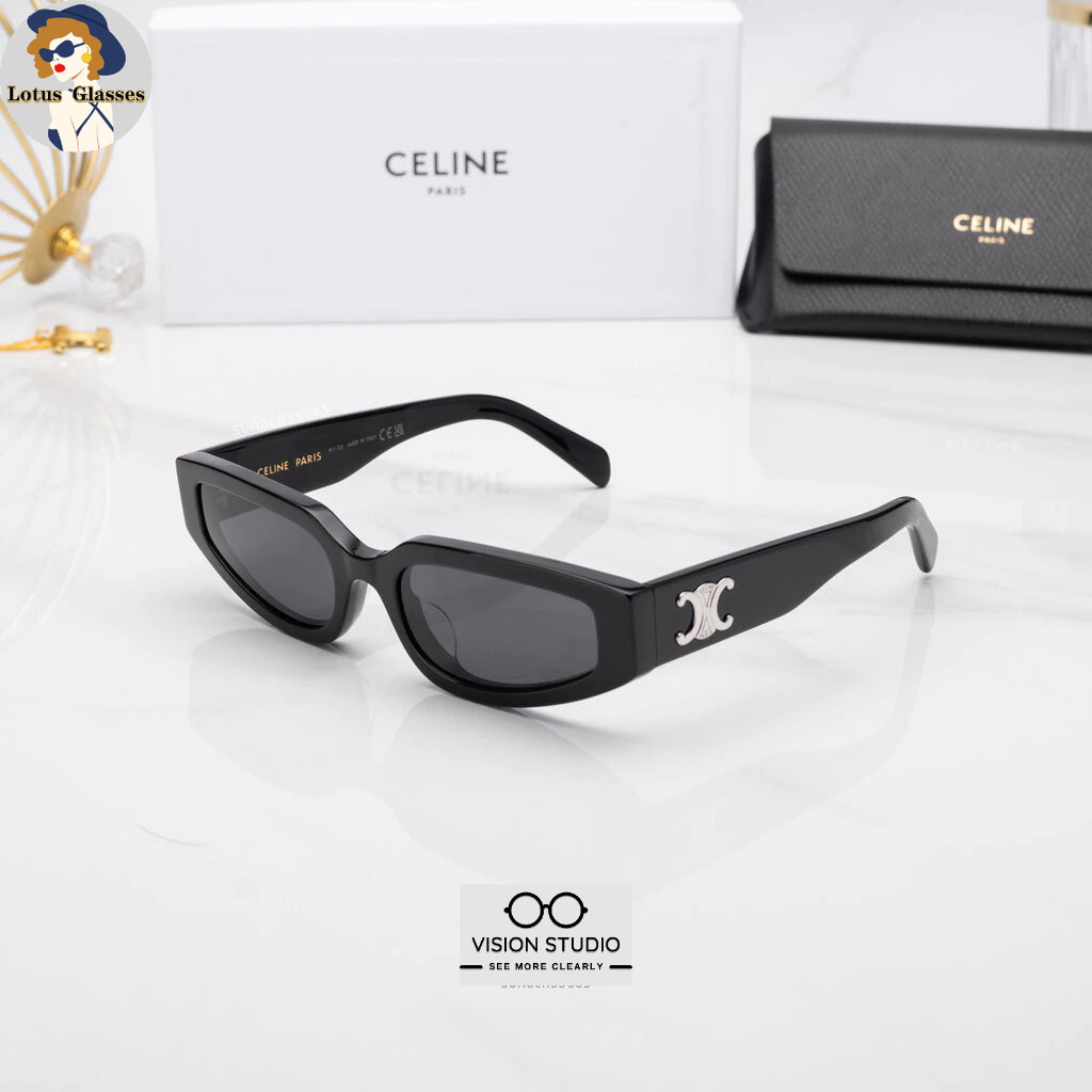 🍀แว่นกันแดด Celine Triomphe 12 CL40269U 01A