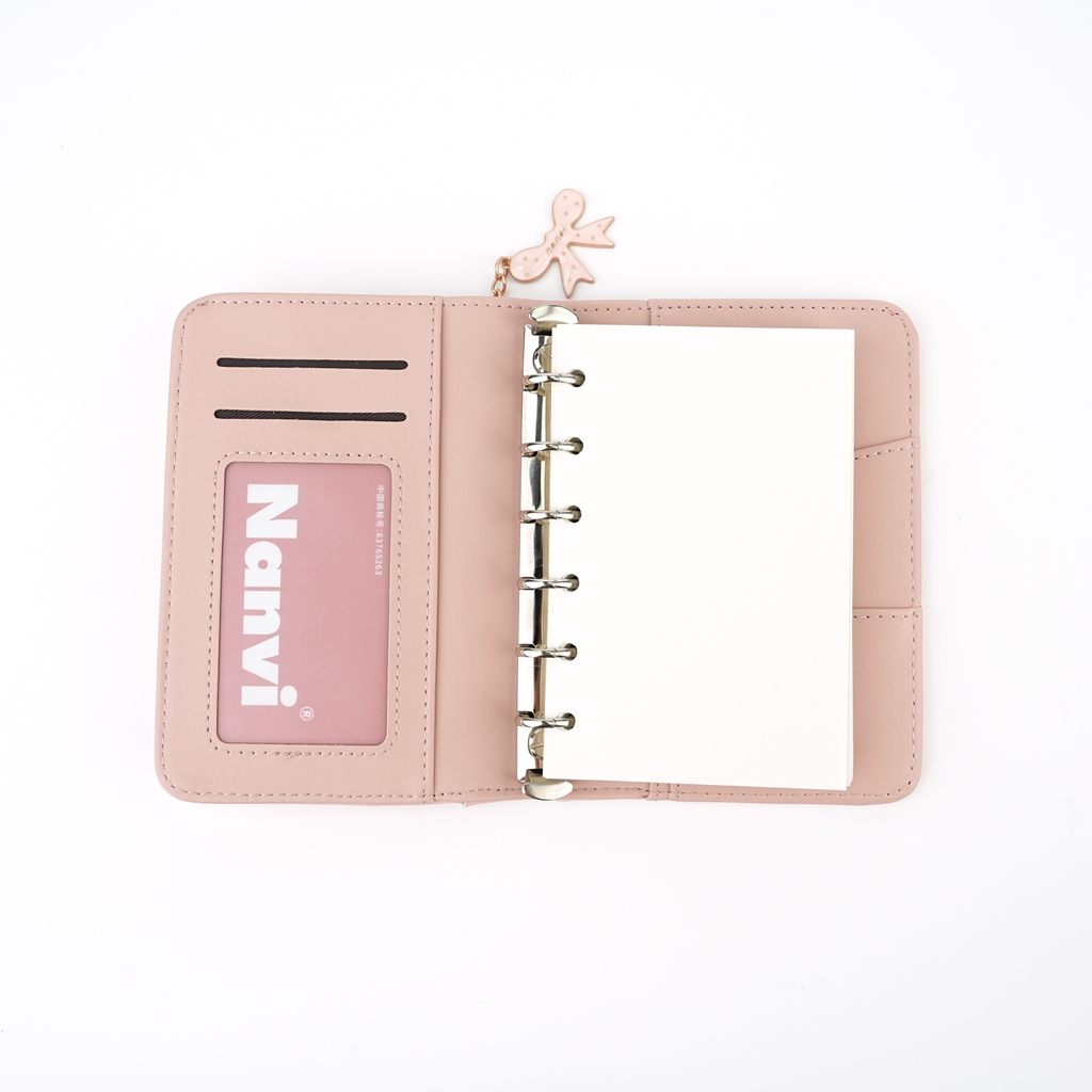สีธรรมดาหลวมใบหนังสือ A7 คู่มือหลวมหนังสือกระเป๋าสตางค์หนัง Bowknot หมายเหตุแบบพกพาไดอารี่ Travel TN