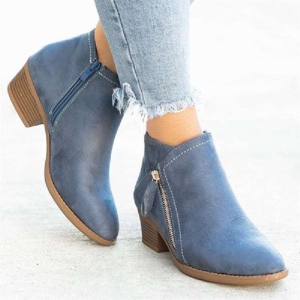 YD2 Plus Size Women Casual Chelsea Zipper Chunky Heel Short Single Boots