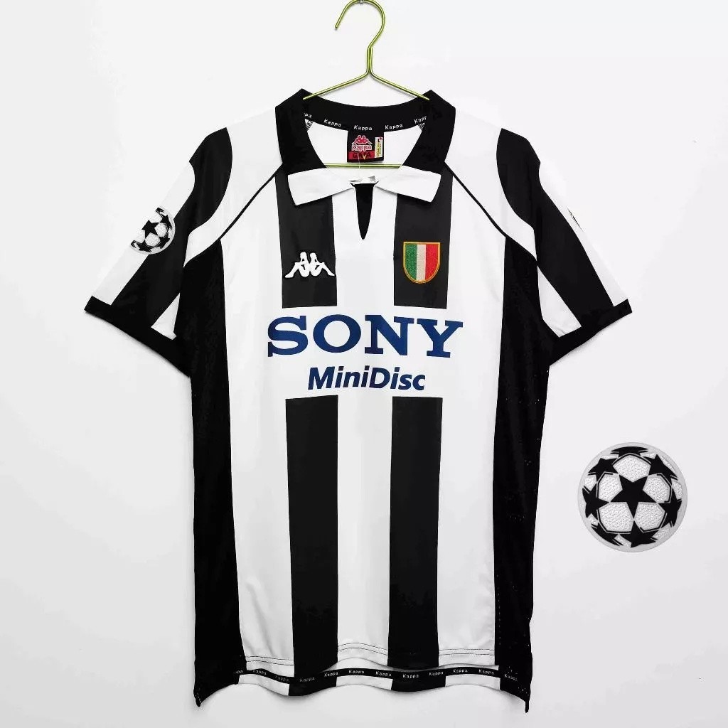 เสื้อแข่งฟุตบอลแขนสั้น Juventus Retro Edition สำหรับผู้ชาย