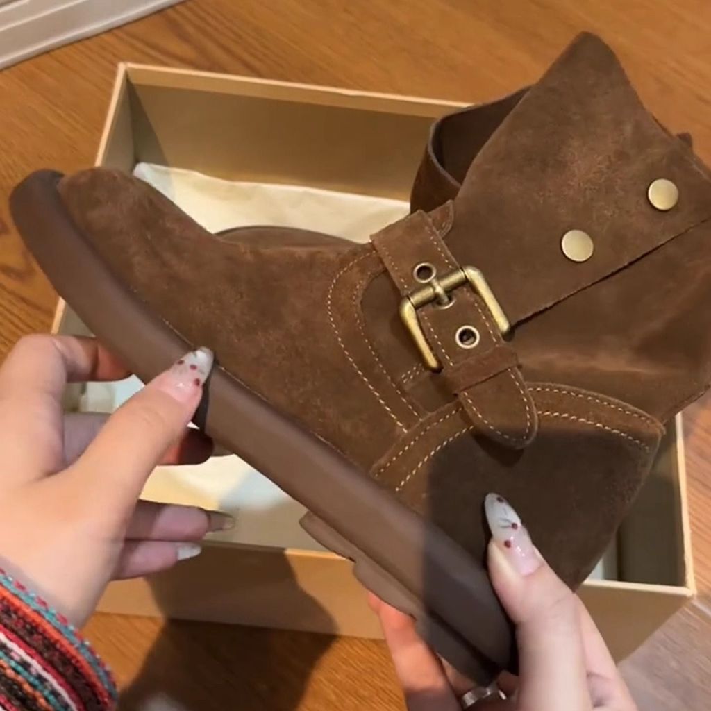 Western สองฤดูใบไม้ร่วงฤดูหนาว Birkenstock Retro Match Head สวมใส่สไตล์ใหม่รอบแฟชั่นหลอดความสูง 2025