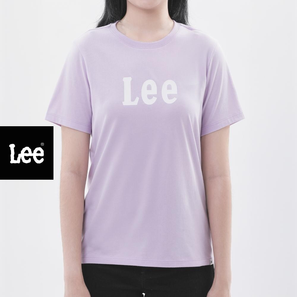 LEE เสื้อยืดแขนสั้นผู้หญิง ทรง Regular รุ่น LE F125WTSSF05 สีม่วง