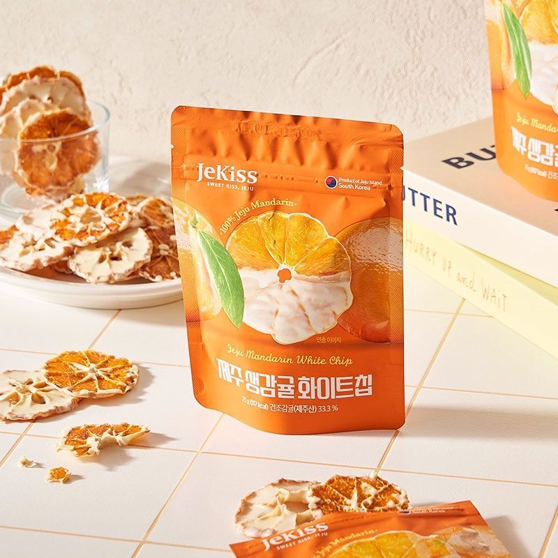 เกาหลีนําเข้า Jeju Jekiss Jekiss Chocolate Citrus Flavour Filled White Chocolate Small Package Snack