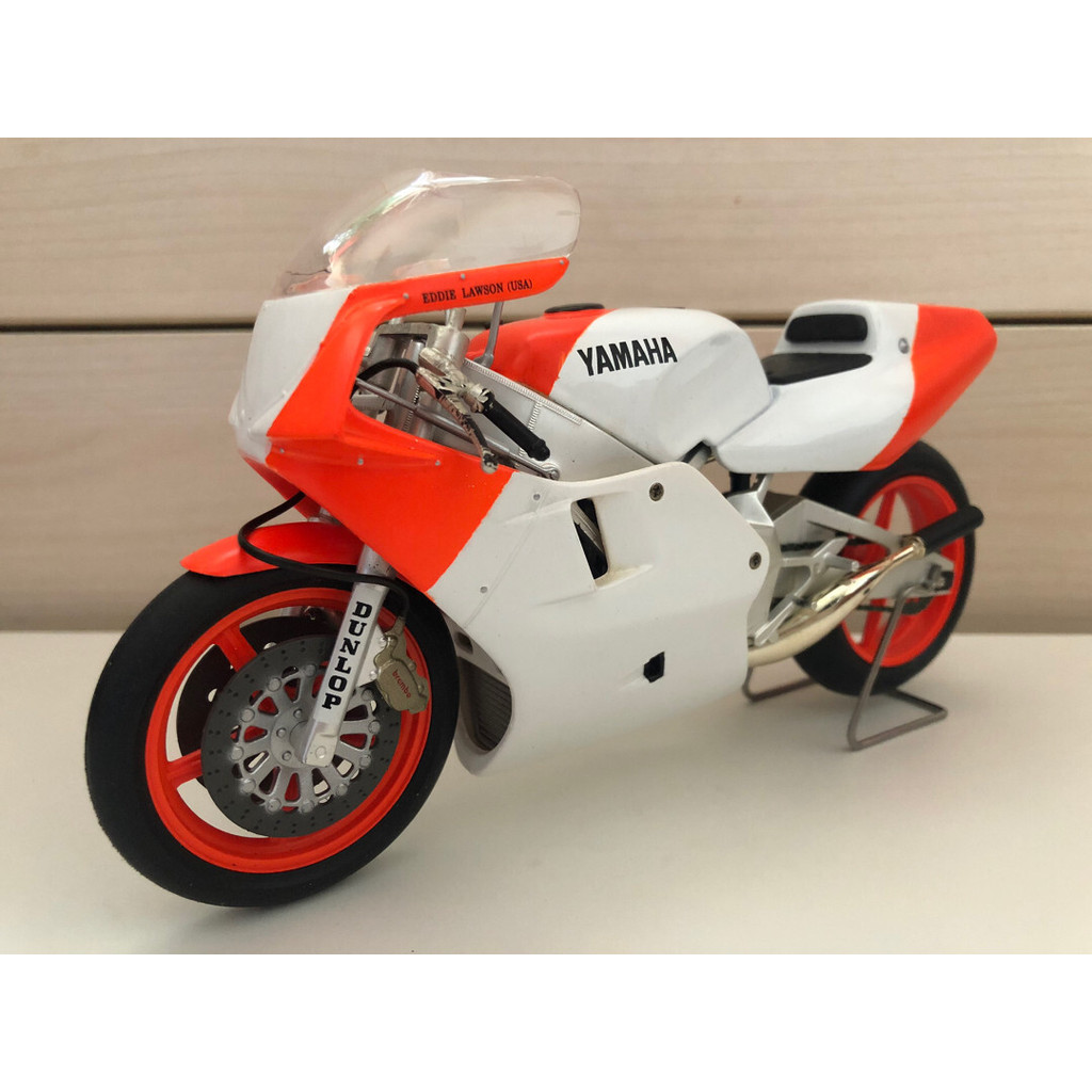 รถจักรยานยนต์รุ่น IXO Yamaha YZR500 รุ่น 1/12 รถจักรยานยนต์รุ่น WGP500 รุ่น Yamaha YZR500 รุ่น 1984 