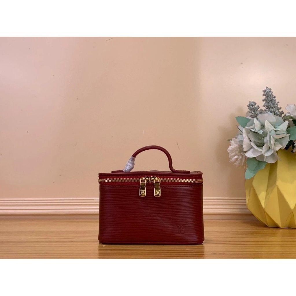 Louis Vuitton- [NICE BEAUTY Cosmetic Bag] m25688 Maroon m25689 Red m25690 Pink This Cosmetic Bag Rep