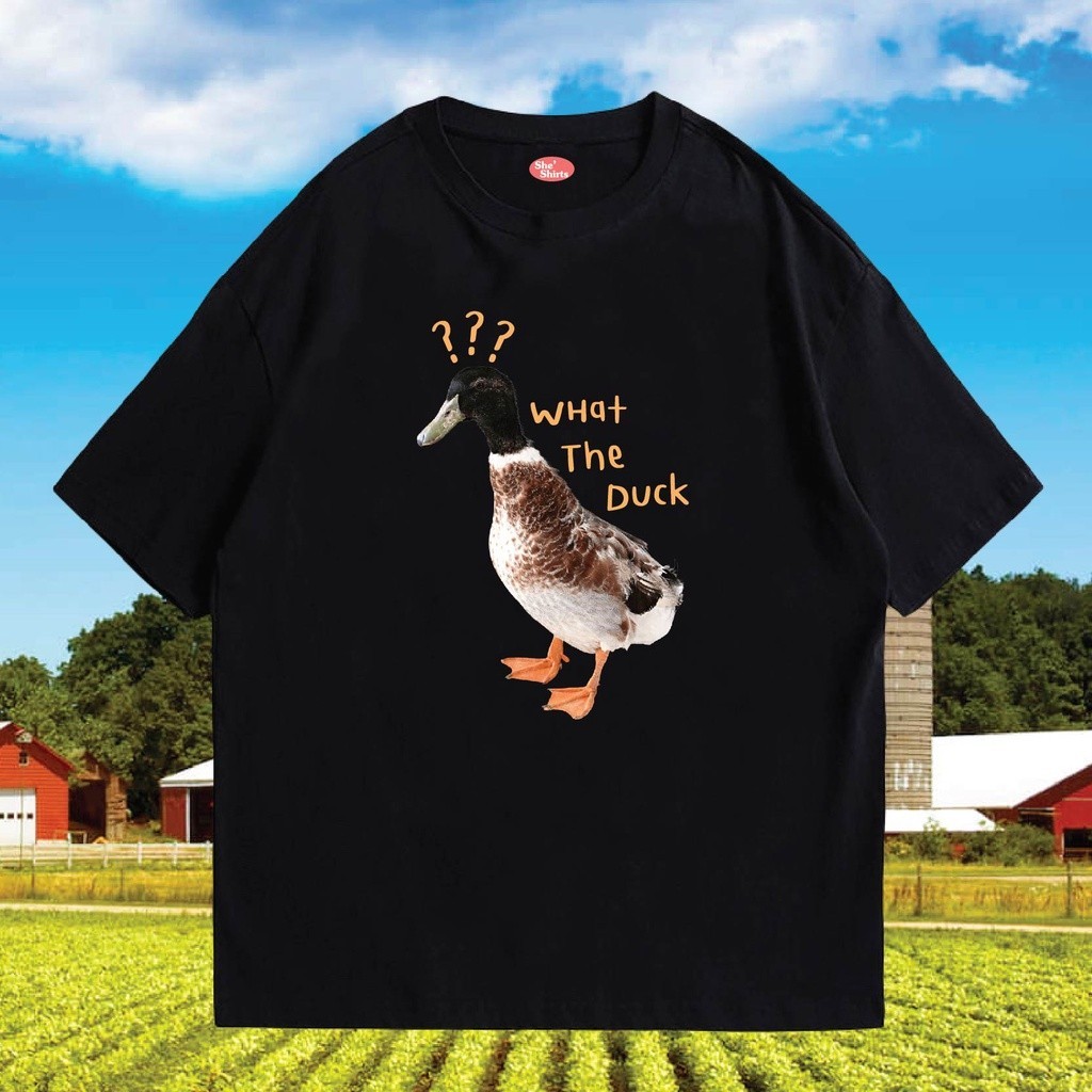 (เสื้อ zoo) เสื้อยืดพิมพ์ลายสนุก What THE DUCK สีขาวและดํา
