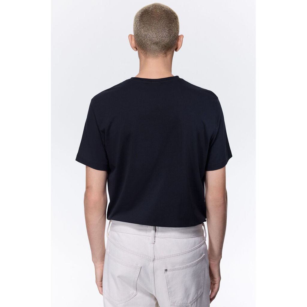 H&M(เอชแอนด์เอ็ม) เสื้อยืดทรง Slim Fit คอ Round-neck ผู้ชาย 0570002_19