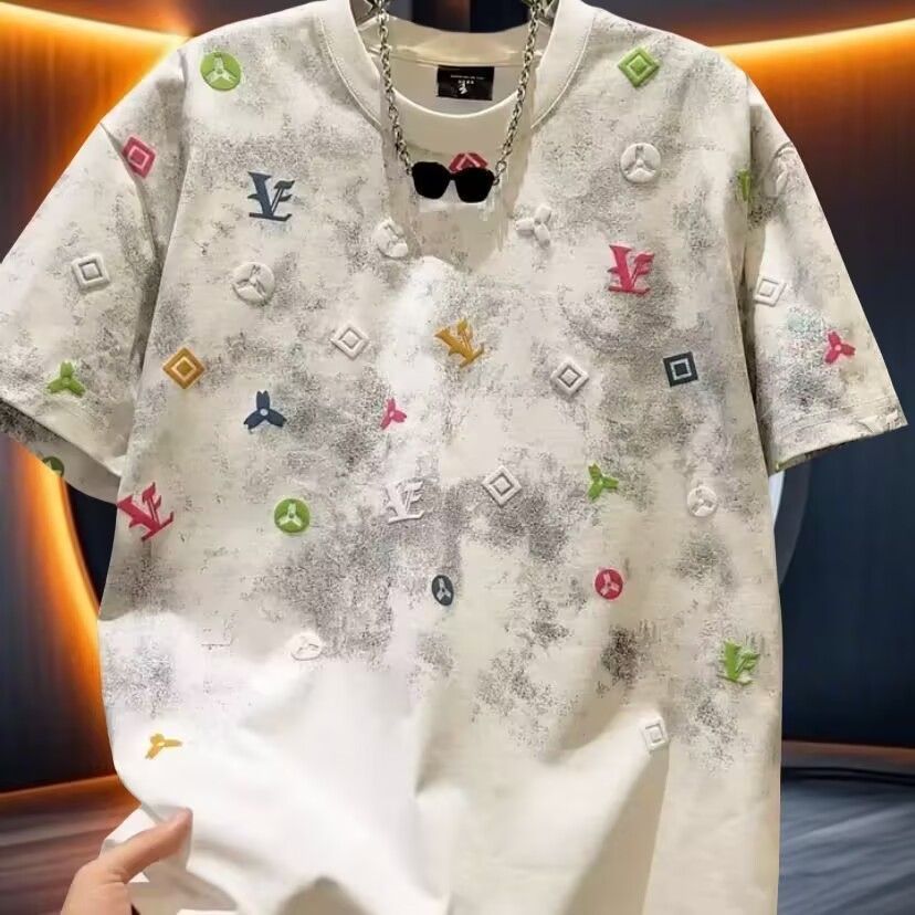 Tie-Dye โฟมพิมพ์แขนสั้นเสื้อยืดผู้ชายสไตล์ใหม่ฤดูร้อนยุโรปออกแบบครึ่งแขนเสื้อยืดผู้ชายสไตล์