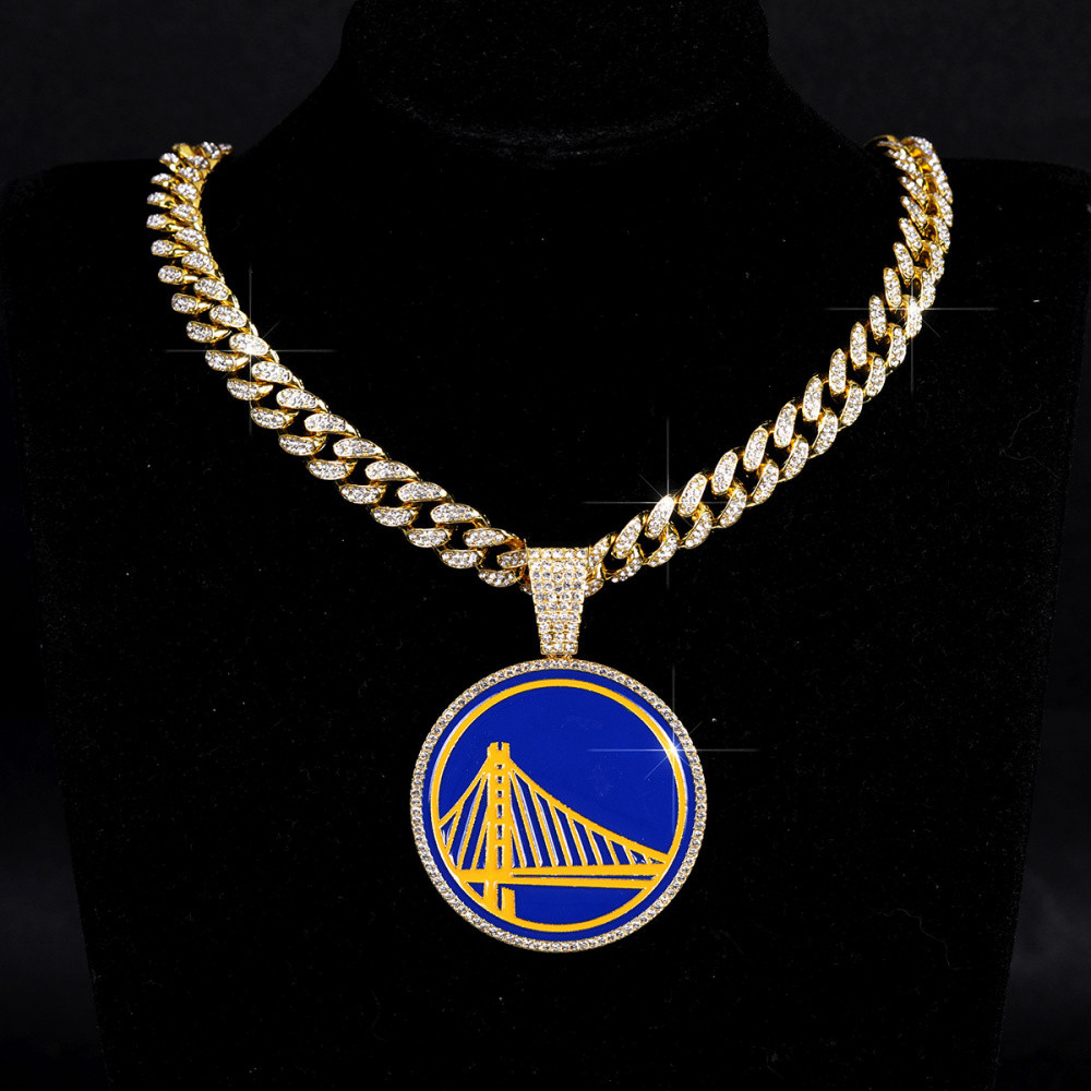 Hip-Hop ที่ไม่ซ้ํากันแฟชั่น Rhinestone สร้อยคอโซ่คิวบาโลหะผสมเคลือบ NBA Warriors จี้