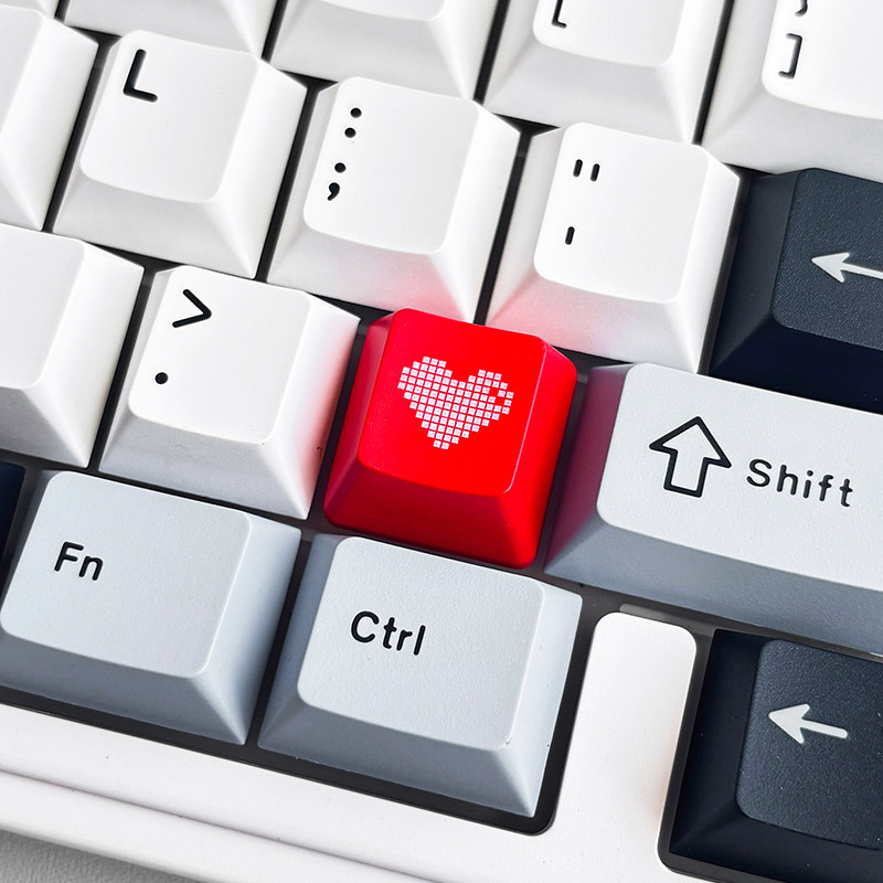 keycap ใส work egg keycaps < Translucent Love Heart} คีย์บอร์ดแบบกลไก Love Heart Keycap OEM R1 R2 R3
