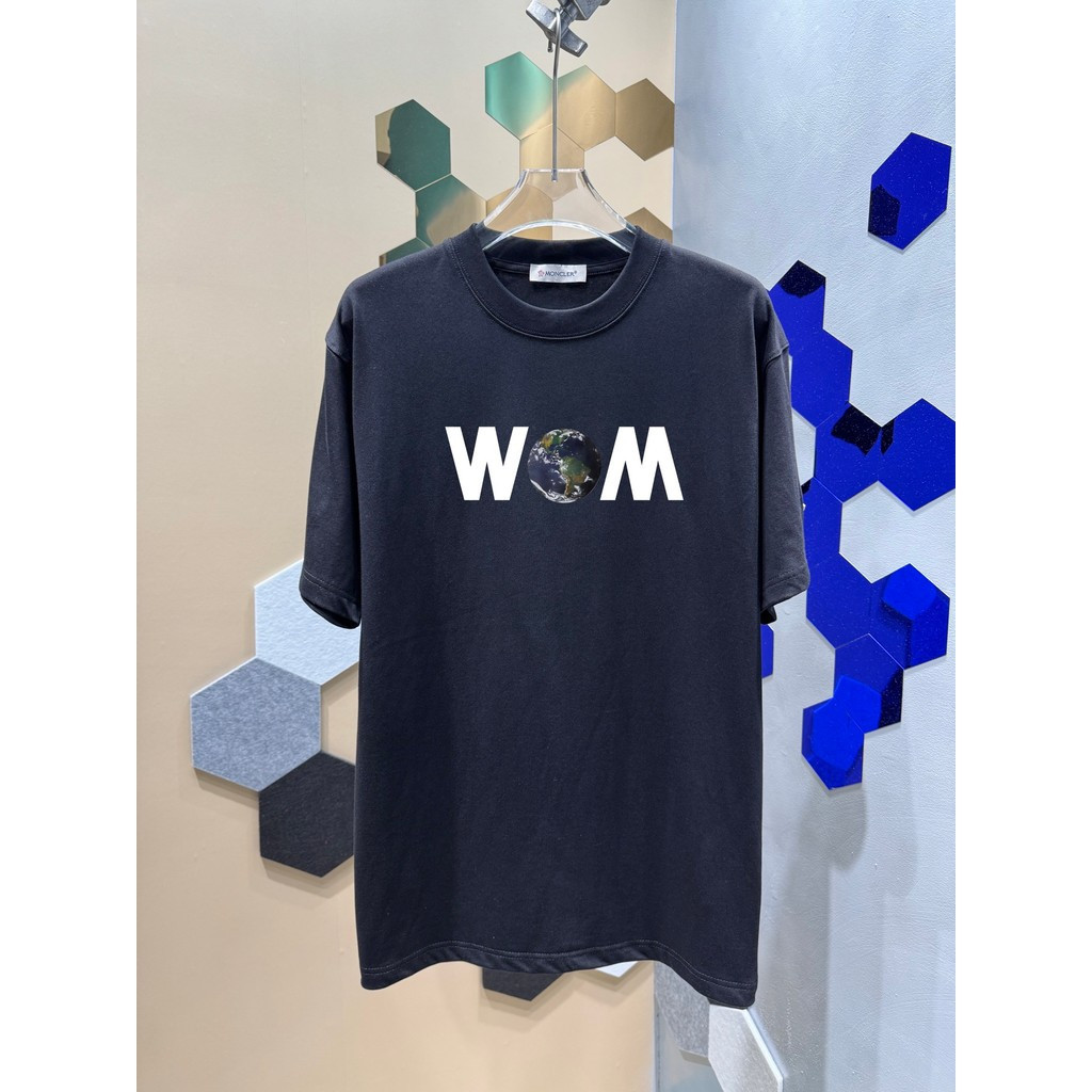 Moncler2026 Moncler-สไตล์ใหม่6XLคลาสสิกรอบคอแขนสั้นเสื้อยืดผู้ชายผู้หญิงสไตล์ขนาดใหญ่กลางแจ้งอินเทรน