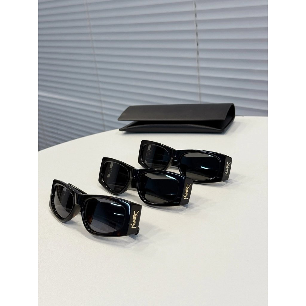SAINT LAURENT แว่นตากันแดด ฤดูร้อน 2025 สไตล์แฟชั่นเน้นเส้นสายเรียบหรู