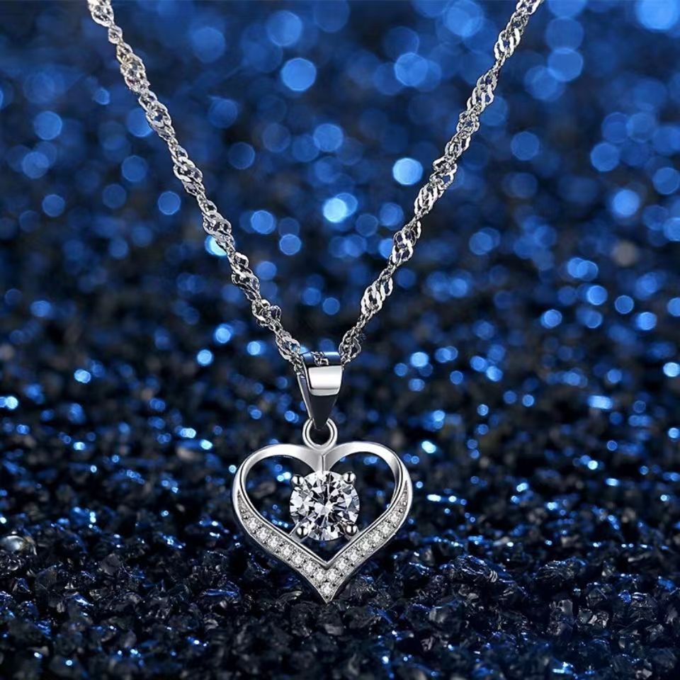 S925 เงินสเตอร์ลิงสร้อยคอหัวใจผู้หญิง Eternal Heart จี้เงิน Moissanite Collarbone Chain ผู้หญิง Qixi