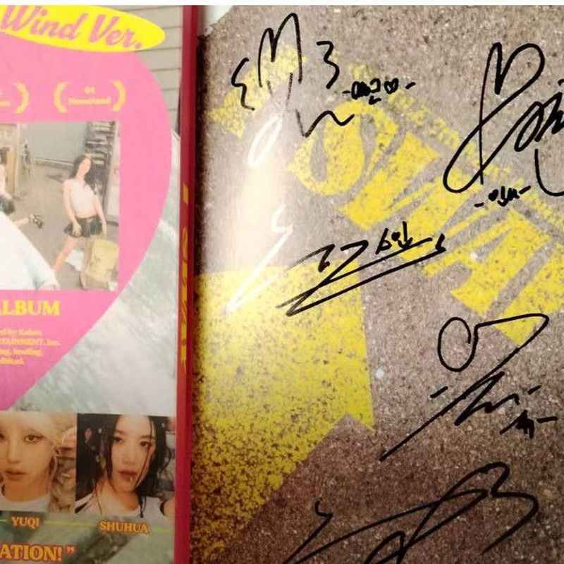 (((G) I-DLE gidle Special Mini 7 I SWAY ลายเซ็นต์ P