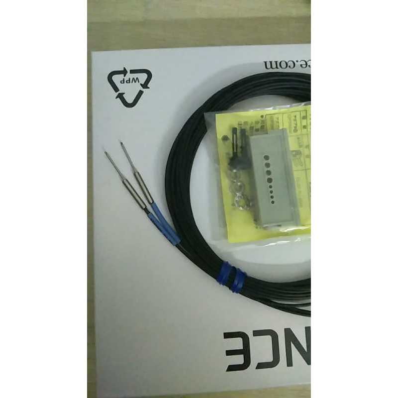 Keenshi FU-32 สามารถแทนที่ FTD-210-32 Micropin 0.8 Optical Fiber Sensor Amplifier