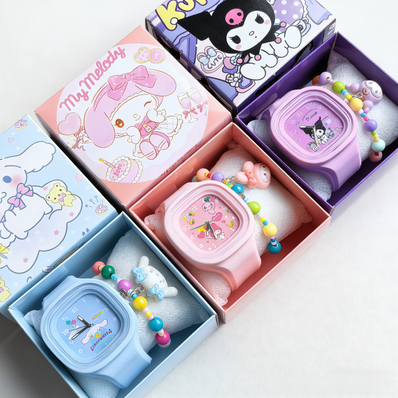 SANRIO น่ารัก ซานริโอ ตัวการ์ตูนเด็กนาฬิกา คุโรมิ มายเมโลดี้ ซินนามอนโรล กับสร้อยข้อมือลูกปัดกล่องของขวัญ – การ์ตูนสายรัดซิลิโคนนาฬิกาข้อมือสําหรับสาวของขวัญวัน
