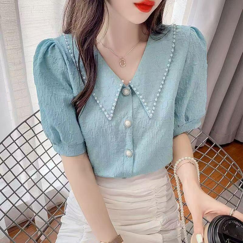 เสื้อเชิ้ตแขนตุ๊กตา คอปกแต่งมุก เชิ้ตตัวสั้นสไตล์ฝรั่งเศษ แฟชั่นฤดูร้อนสำหรับผู้หญิง สีพึ้น แมตช์ง่าย OL-รุ่นW654