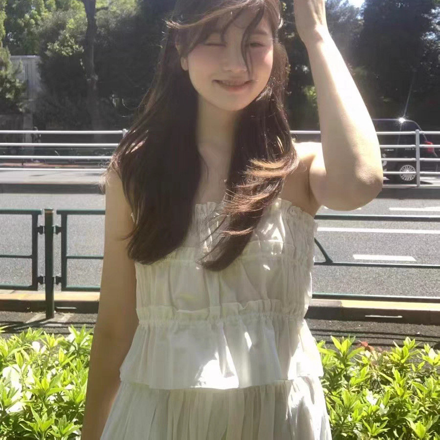 2025 ฤดูร้อนเกาหลี Dongdaemun OU * CE อารมณ์สีจีบ Slim-fit Slimmer ดูสลิงด้านบน