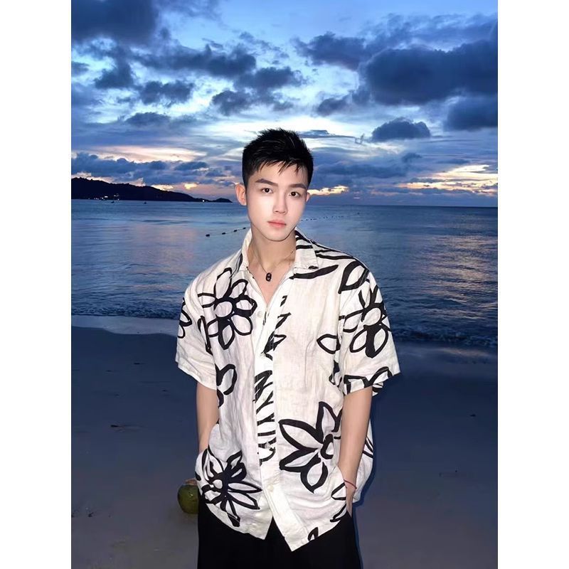 海岛度假冰丝花衬衫男短袖海边穿搭旅游风沙滩衬衫3.22Island Vacation Ice Silk Floral Shirt for Men, Short Sleeve, Beachwear, T