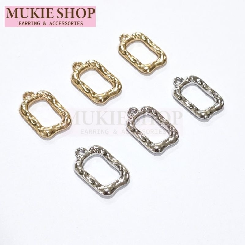 Mukie shop จี้ จี้กรอบ แบบเหลี่ยม จี้ห้อย มุกี้ช้อป