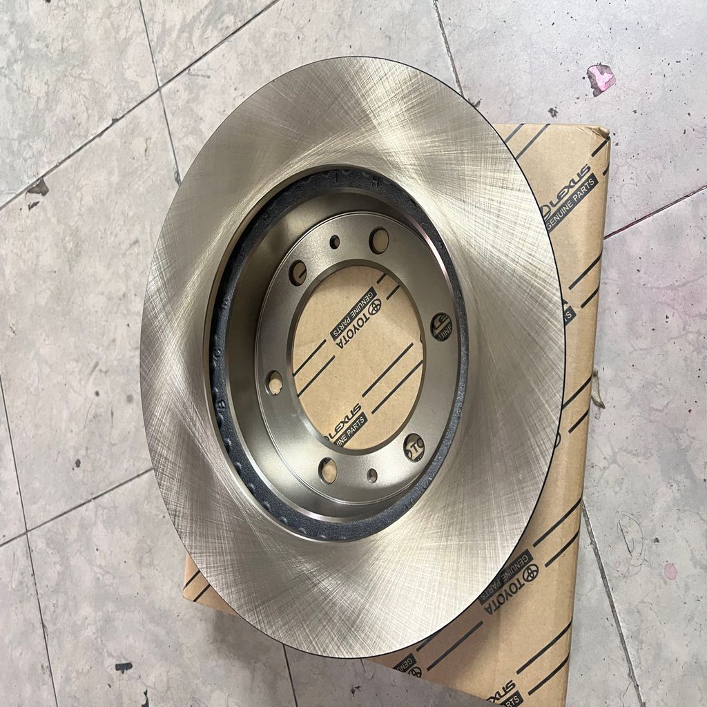 จานเบรคหน้า หลัง Toyota Hilux Vigo 43512-0K060 จานเบรคคุณภาพสูง ทนทาน ทนต่ออุณหภูมิสูง ส่งไว