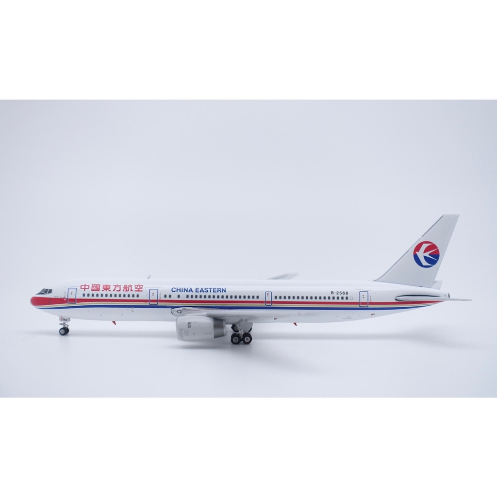 มาถึง: Phoenix 11961 1: 400 China Oriental Airlines B767-300ER B-2568