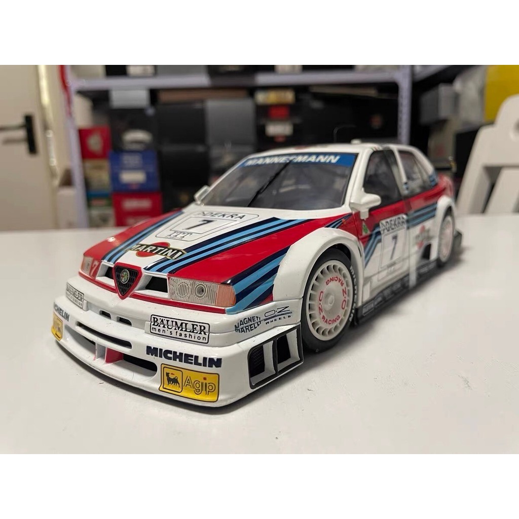 1: 18 UT Alpha ROMEO ALFA ROMEO 155 MARTINI MARTINI โมเดลรถอัลลอย