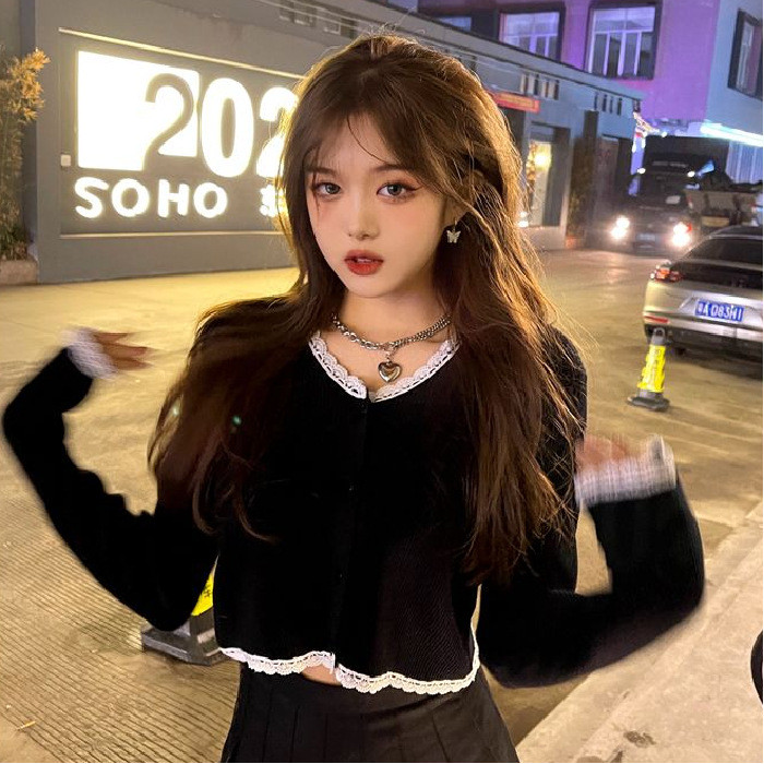 สีดําสไตล์สั้นถักชุดสตรีฤดูใบไม้ผลิและฤดูใบไม้ร่วง Spice Girl WideCH