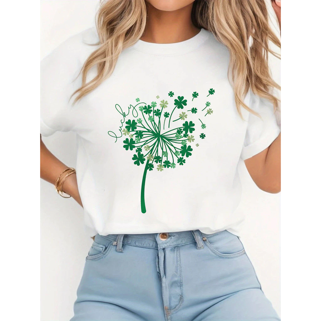 เสื้อยืดคอวีแขนสั้น ลายดอกแดนดิไลออนและใบโคลเวอร์ สัญลักษณ์นำโชคไอริช