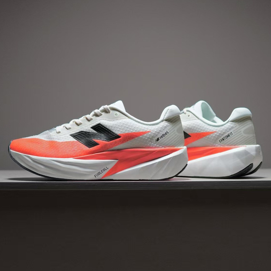 NB Rebel V5 รองเท้าวิ่งแบบคลาสสิกสำหรับผู้ชายและผู้หญิง ออกแบบมาเพื่อความสบายในขณะวิ่งและการเดินทาง