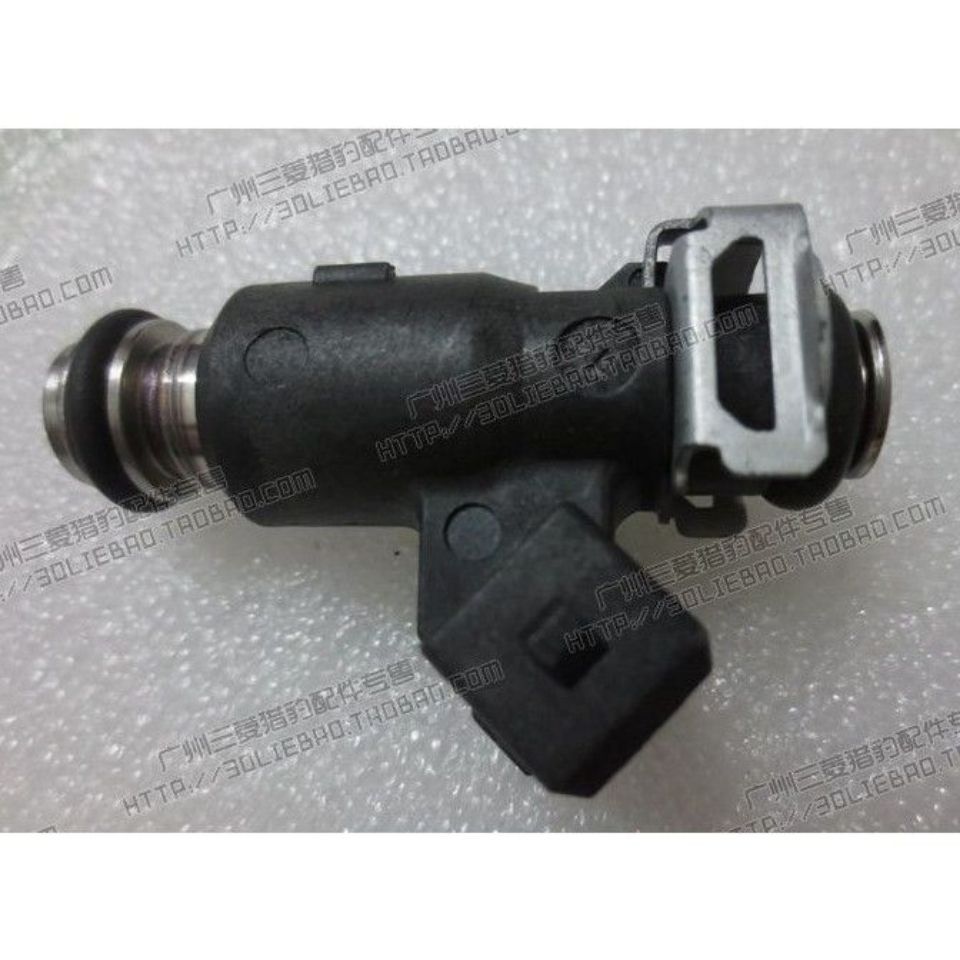 หัวฉีด Mitsubishi 4G64S4M สำหรับ Pajero V31 / CS6 / CS7 / Heijingang