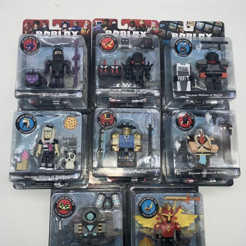 【พร้อมส่ง】roblox การ์ด ของเล่น ตุ๊กตา toy robuxR ROBLOX ROBLOX อินเทรนด์เล่นกล่องปริศนาของแท้พร้อมรห