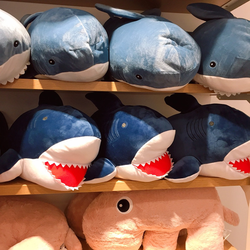 Mini miniso miniso 73cm Shark Doll ตุ๊กตาน่ารักหญิงของขวัญหมอนเบาะ Li Xian สไตล์เดียวกัน