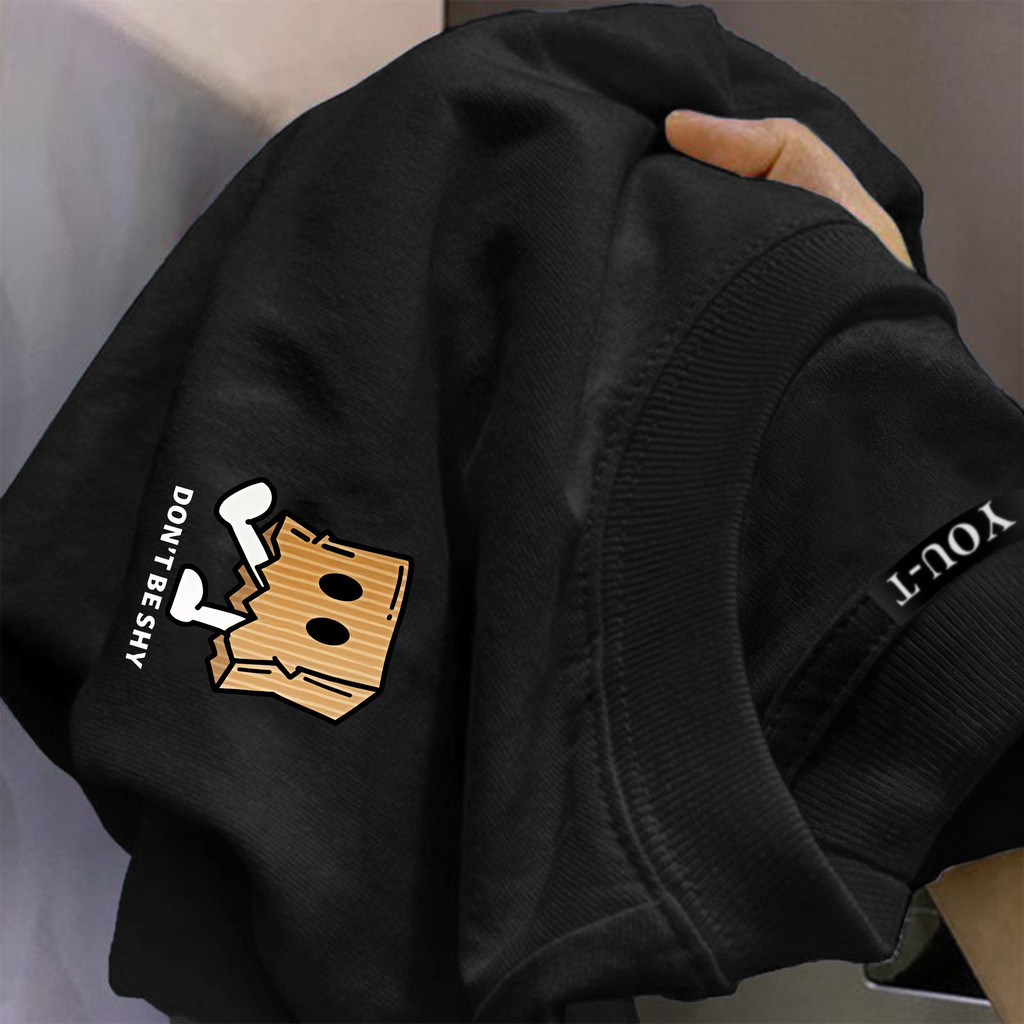 UT shop เสื้อยืด oversize เสื้อแฟชั่น คอกลม ผ้าCotton 100% แขนสั้น ใส่สบาย ไม่ต้องรีด "DON T BE SHY"