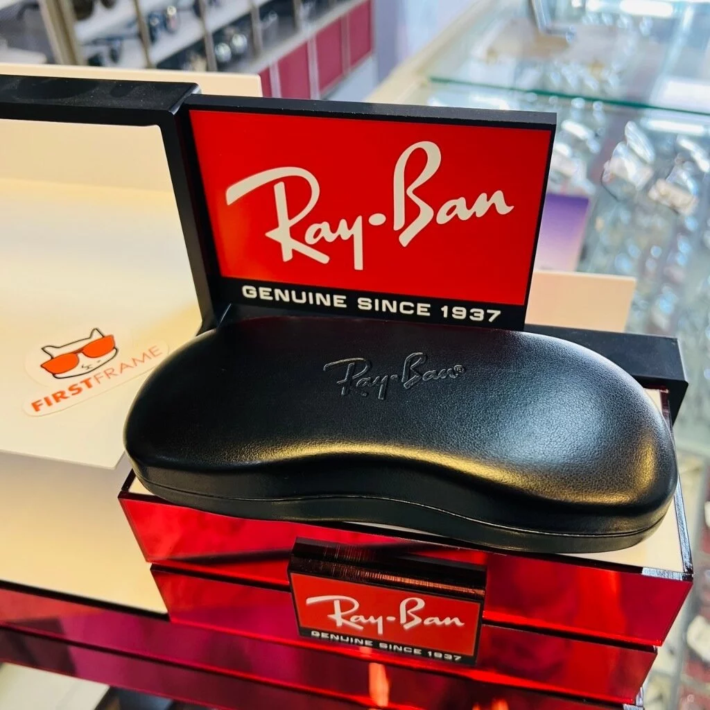 ของแท้ กล่องใส่แว่นสายตา RAYBAN Case - BLACK มีสองขนาดให้เลือก