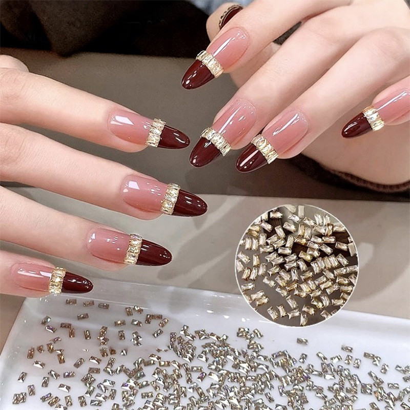 50 ชิ้น Mini Flat Bottomed รูปสี่เหลี่ยมผืนผ้าเงาเล็บ Rhinestone อุปกรณ์เสริมตกแต่งเล็บ