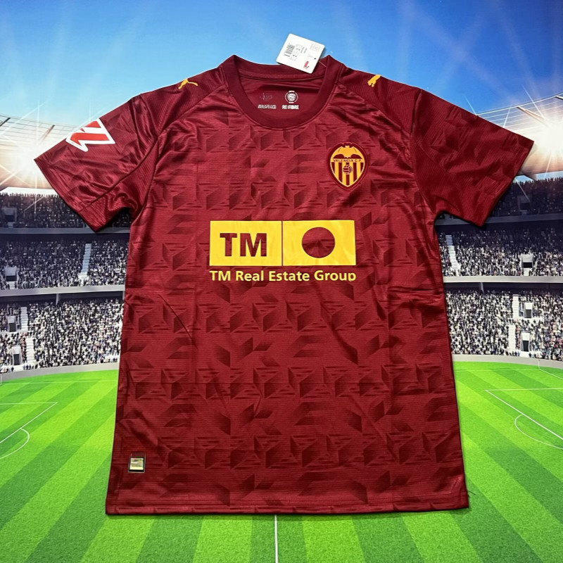 Fan Edition 25-26 Valencia Red Football Jersey เสื้อกีฬาแขนสั้น Jersey Customization
